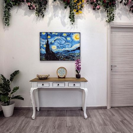 Garden House: Apartments And Rooms For Holidays Palermo Eksteriør bilde
