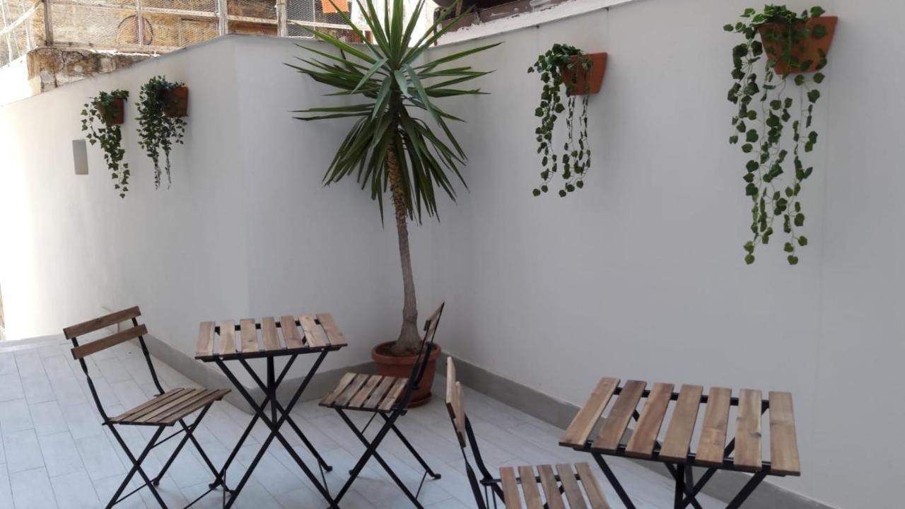 Garden House: Apartments And Rooms For Holidays Palermo Eksteriør bilde