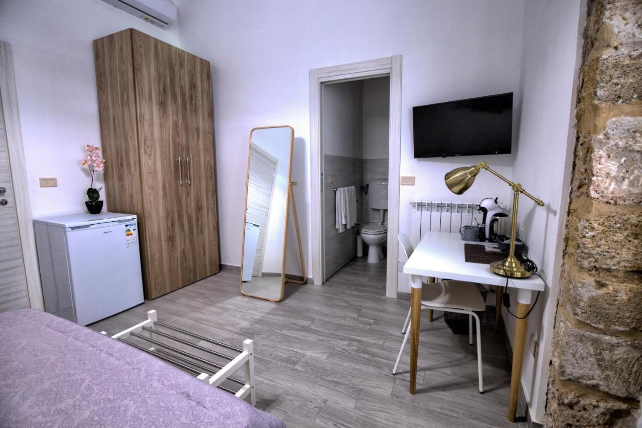 Garden House: Apartments And Rooms For Holidays Palermo Eksteriør bilde