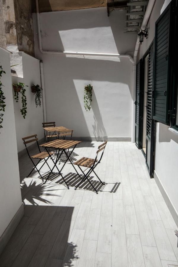 Garden House: Apartments And Rooms For Holidays Palermo Eksteriør bilde