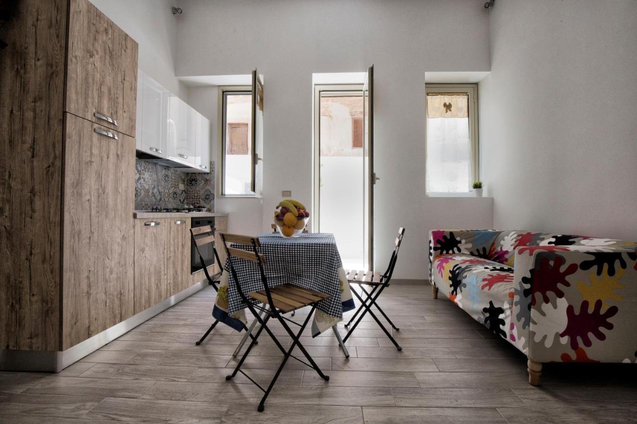 Garden House: Apartments And Rooms For Holidays Palermo Eksteriør bilde