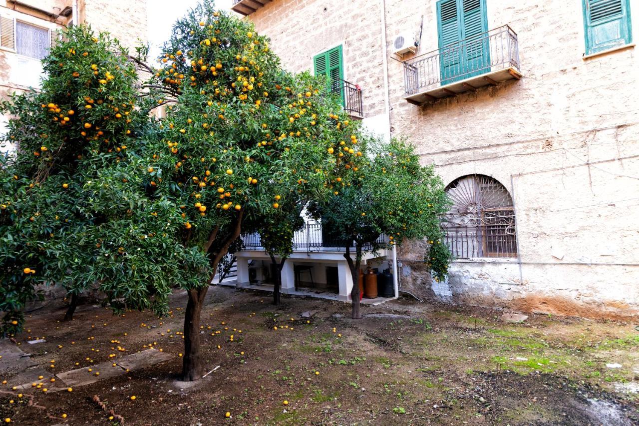 Garden House: Apartments And Rooms For Holidays Palermo Eksteriør bilde