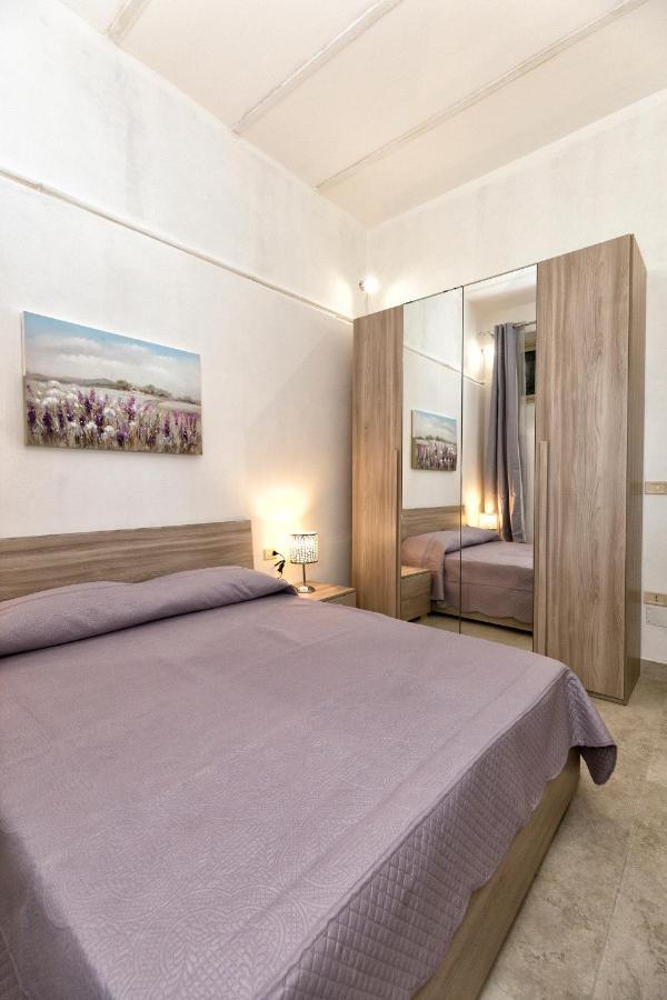 Garden House: Apartments And Rooms For Holidays Palermo Eksteriør bilde