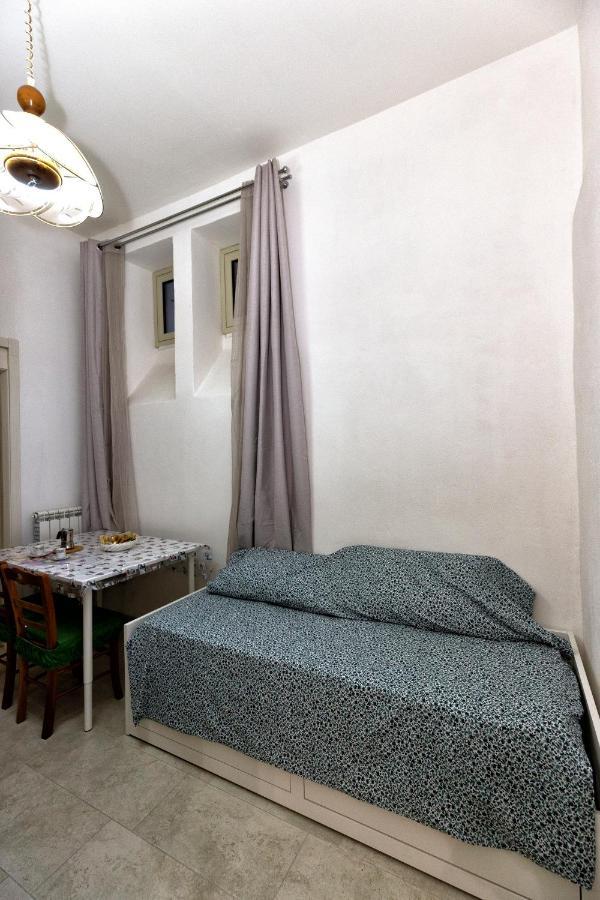 Garden House: Apartments And Rooms For Holidays Palermo Eksteriør bilde