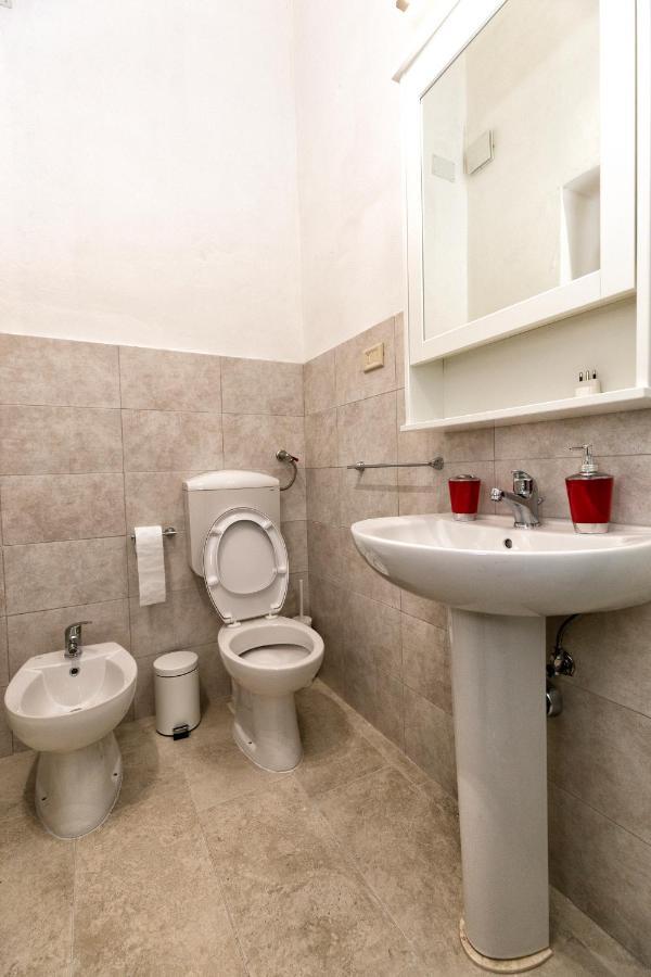Garden House: Apartments And Rooms For Holidays Palermo Eksteriør bilde