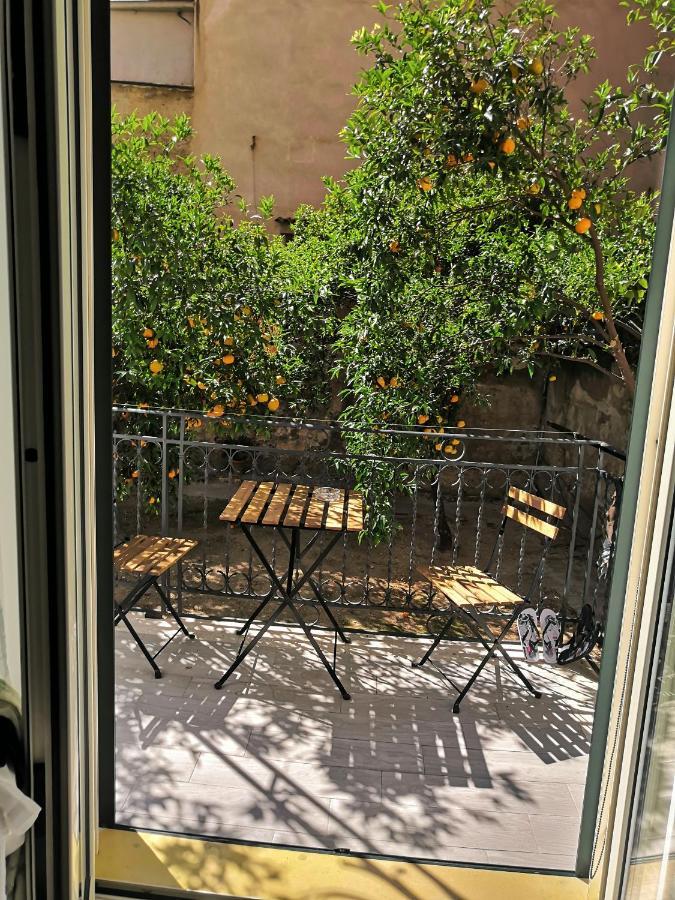 Garden House: Apartments And Rooms For Holidays Palermo Eksteriør bilde